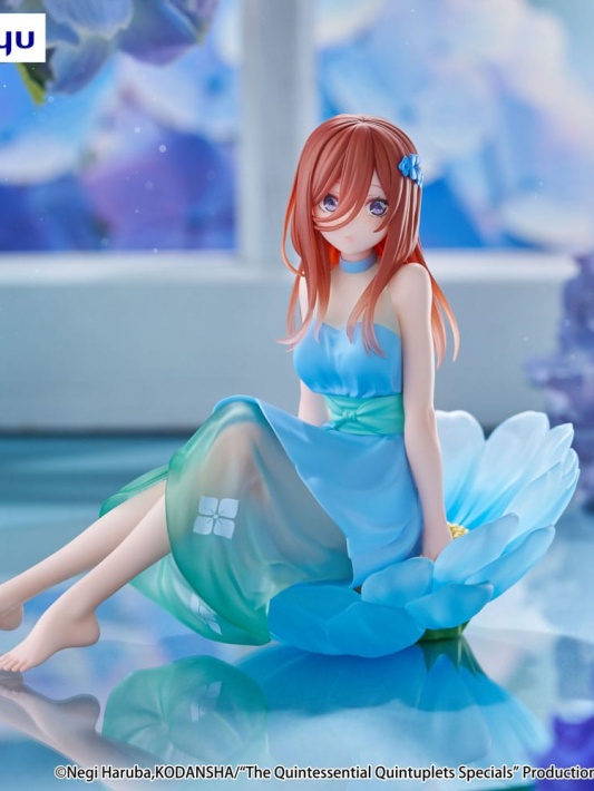 The Quintessential Quintuplets Specials Bloo-Me! Miku Nakano